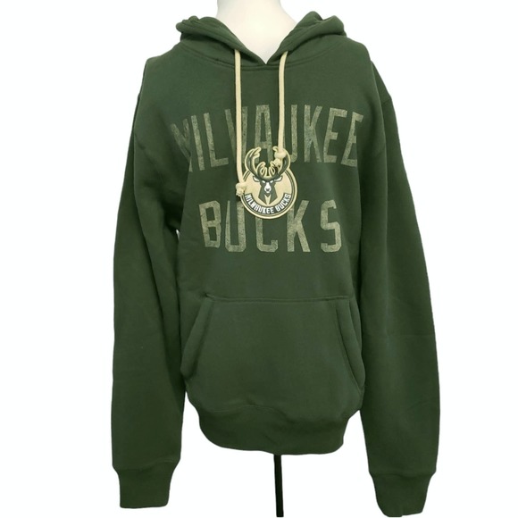 Forty Seven Brand Other - FORTY SEVEN 47 Brand Milwaukee Bucks Cross Check pullover hoodie sweatshirt L